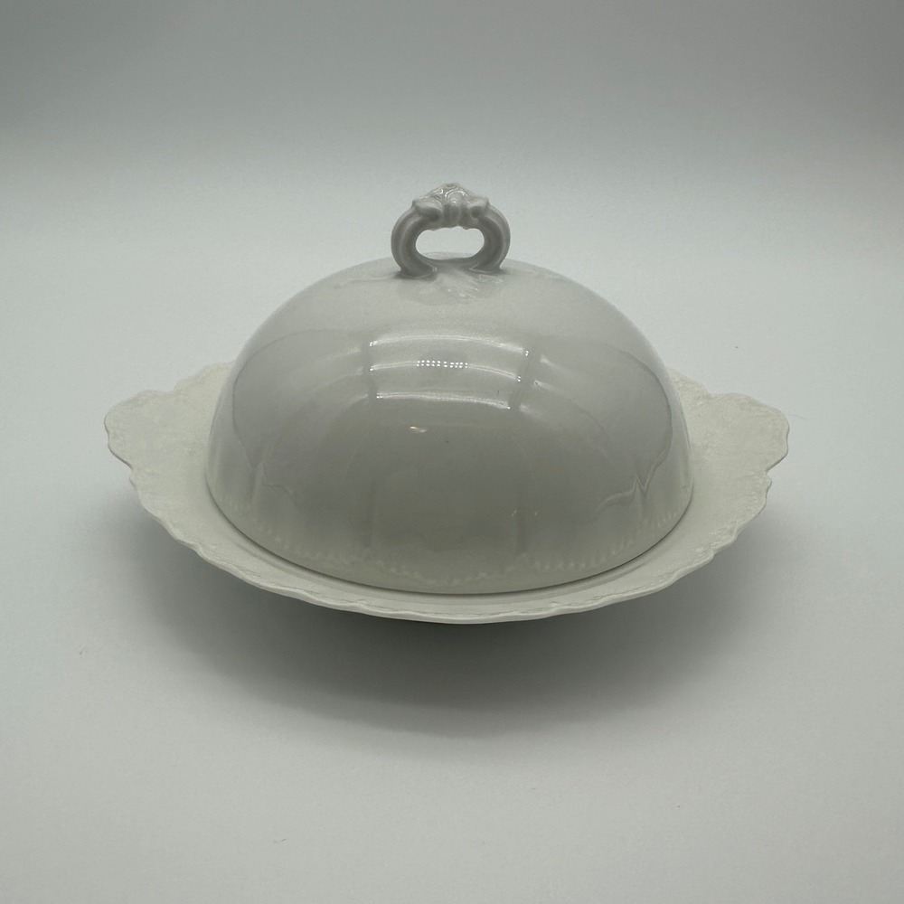 Haviland France White Porcelain Round Butter Dish Dome Lid Laurel Wreath Scallop
